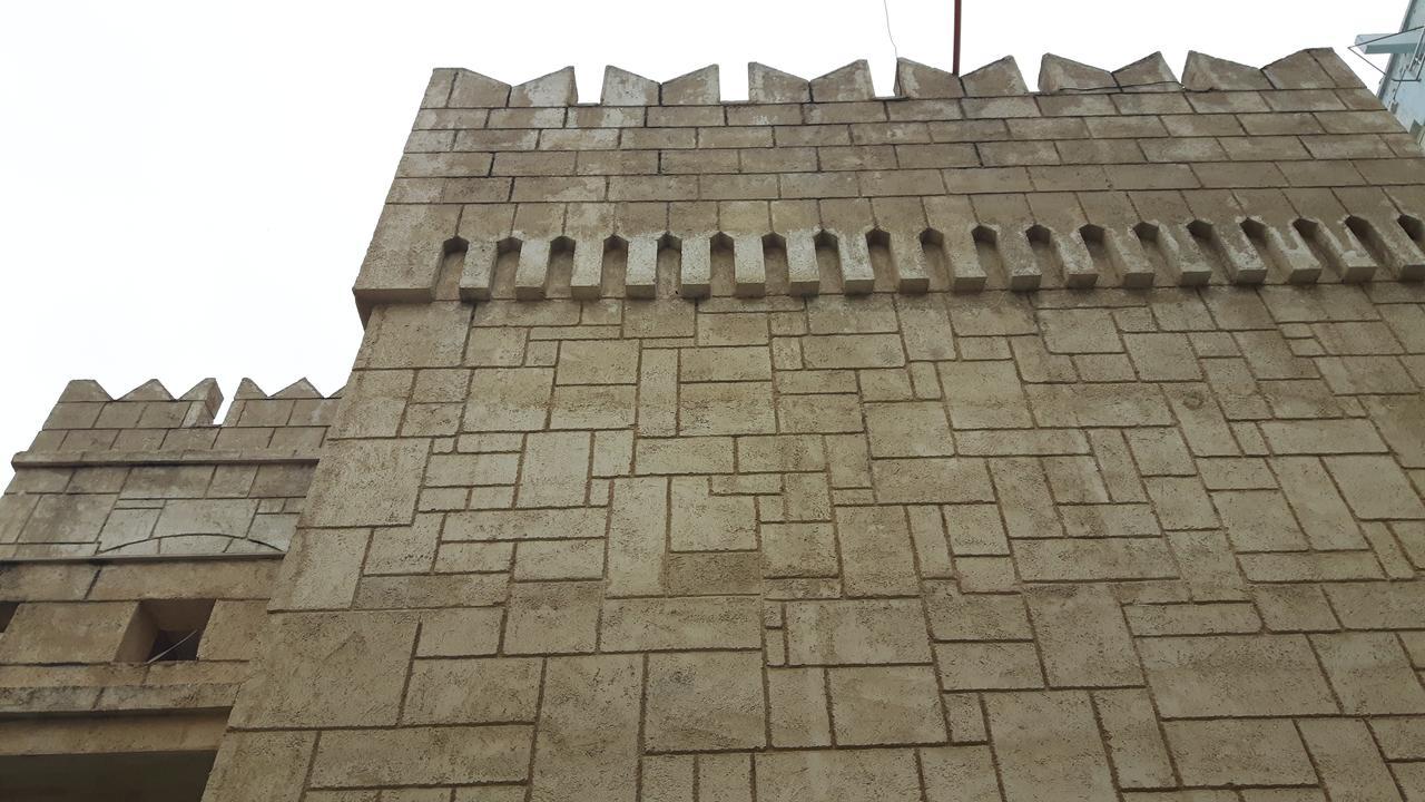 Castle Hotel Himare Exterior foto